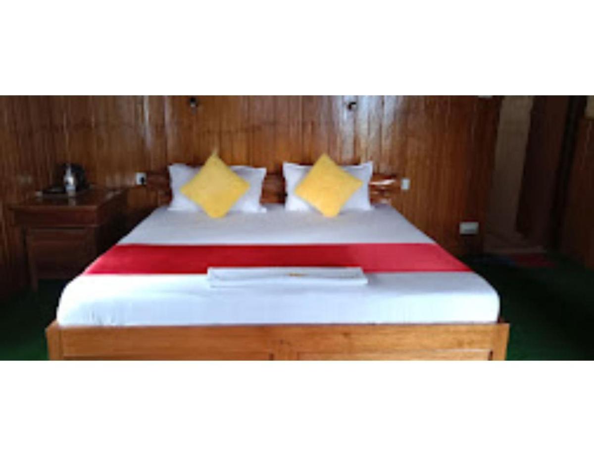 Lamthang Eco Hut Resort, Pelling - Housity