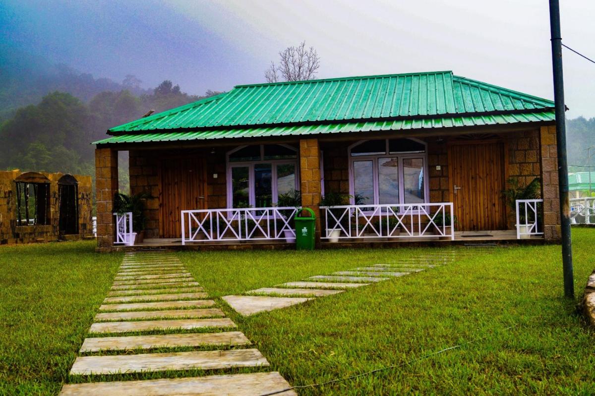 Saral Adventure Resort, Khliehriat - Housity