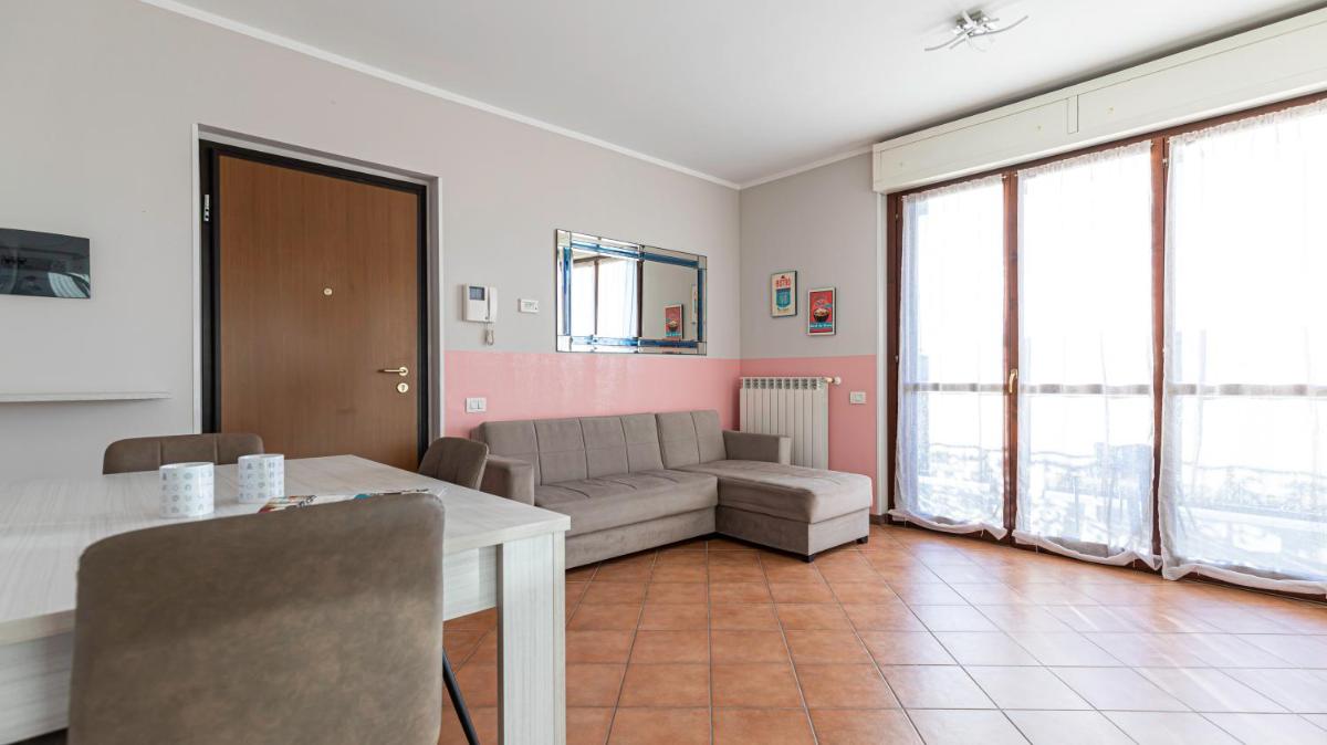 Suitetrails - Italianway - Piazza Alboreto 72, Rozzano