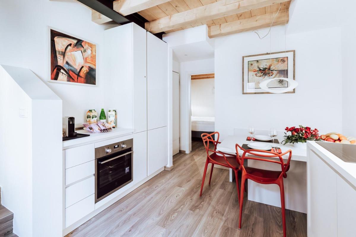 Mine House - Hizvo