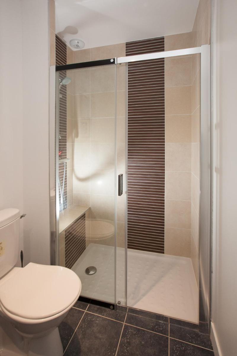 Proche port Centre village - Housity