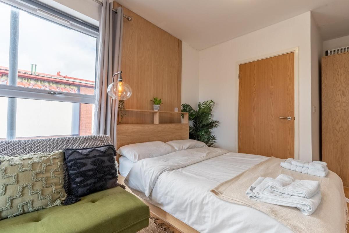 Cosy Studio in Merseyside in Great Location - Housity