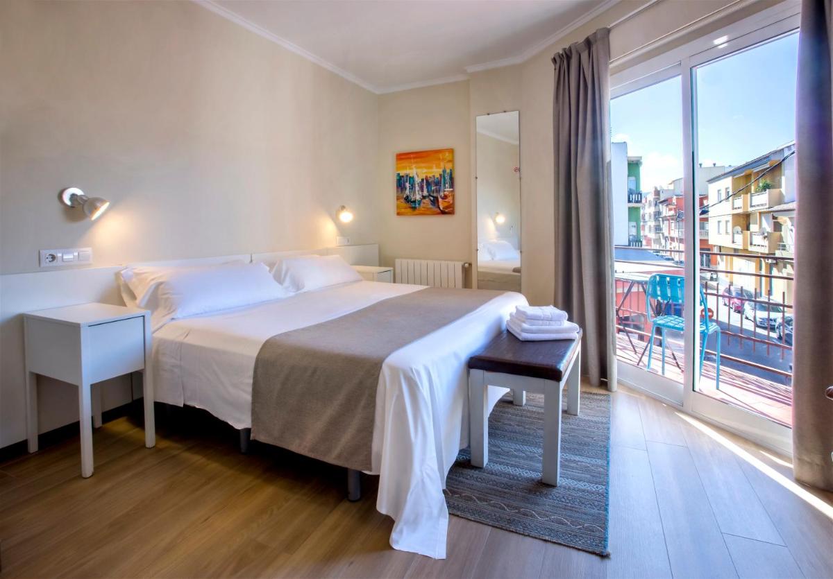 Hotel Ramis fundado en 1969 - Housity
