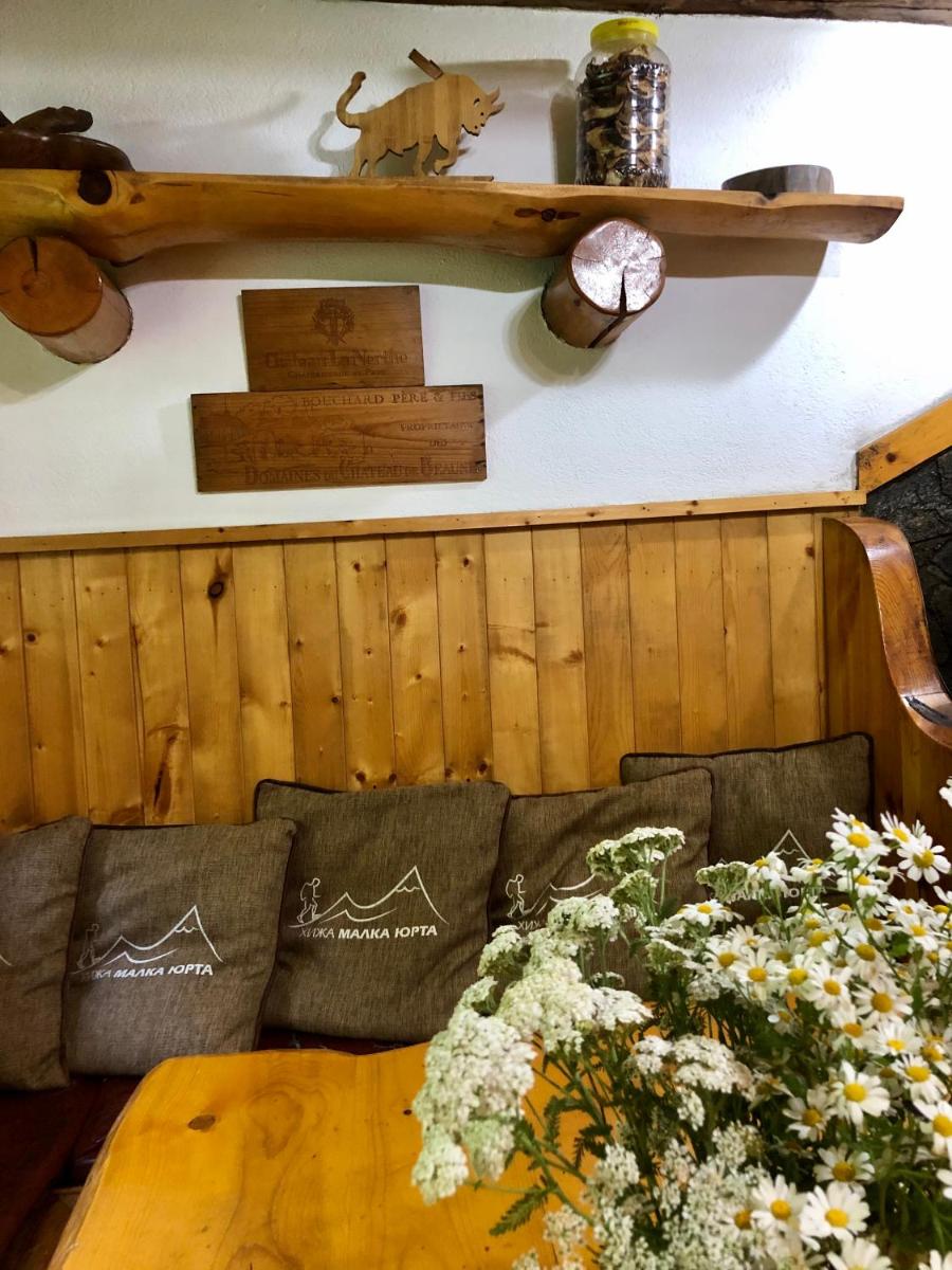 Malka Yurta Hut - Housity