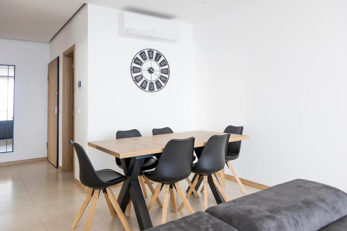 3 bdr aprt, amazing seaview, rooftop pool - LCGR - Housity
