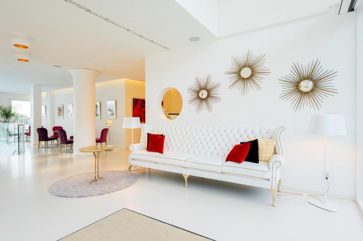 Zona de estar de Portals Hills Boutique Hotel