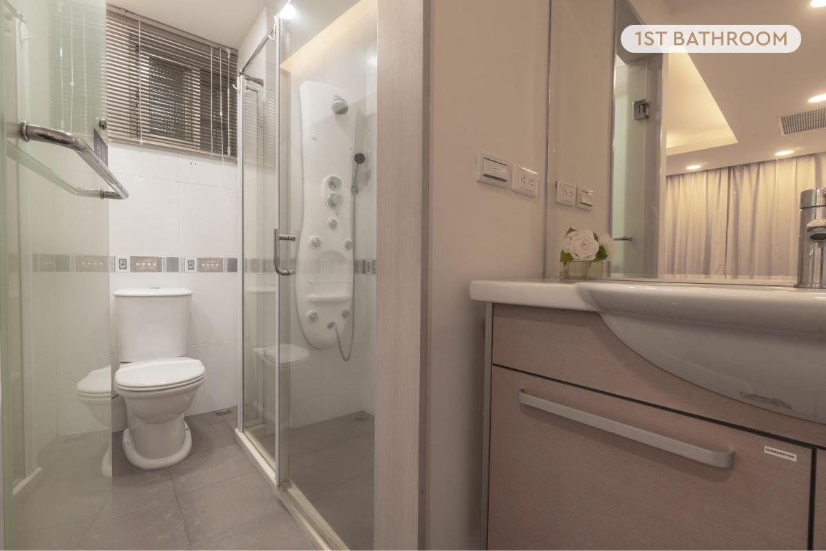 3B2b Warm Cinema Home 4 Min to Xinyi Anhe MRT 三房二衛 投影機 4分到信義安和站 - Housity