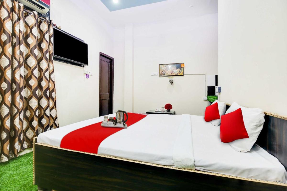 Hotel O Canadian Inn - Housity
