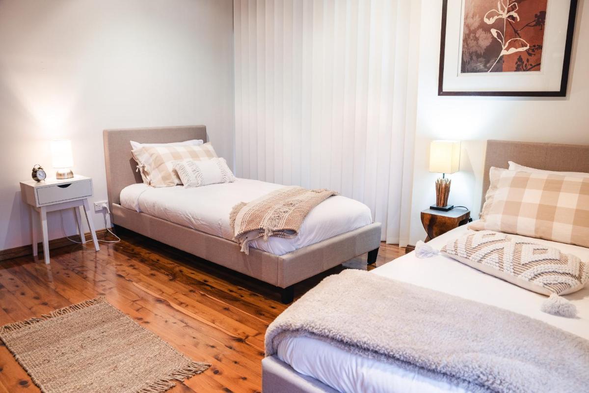 Snooty Fox Bed &Breakfast - Housity