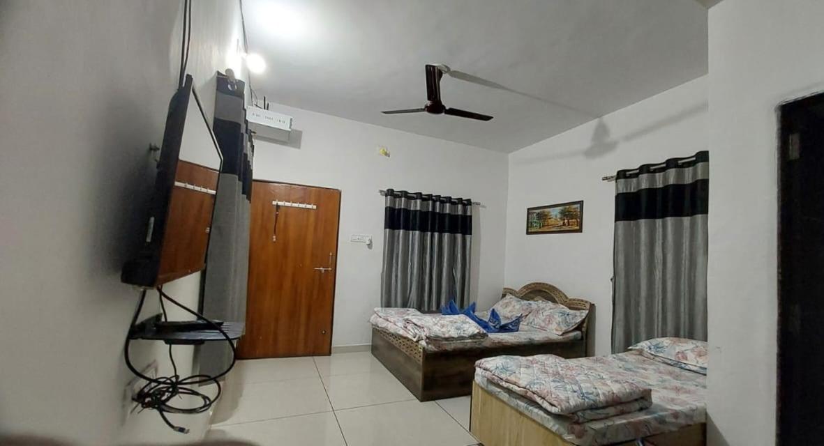 SHIV SHAKTi HOMESTAY - Housity