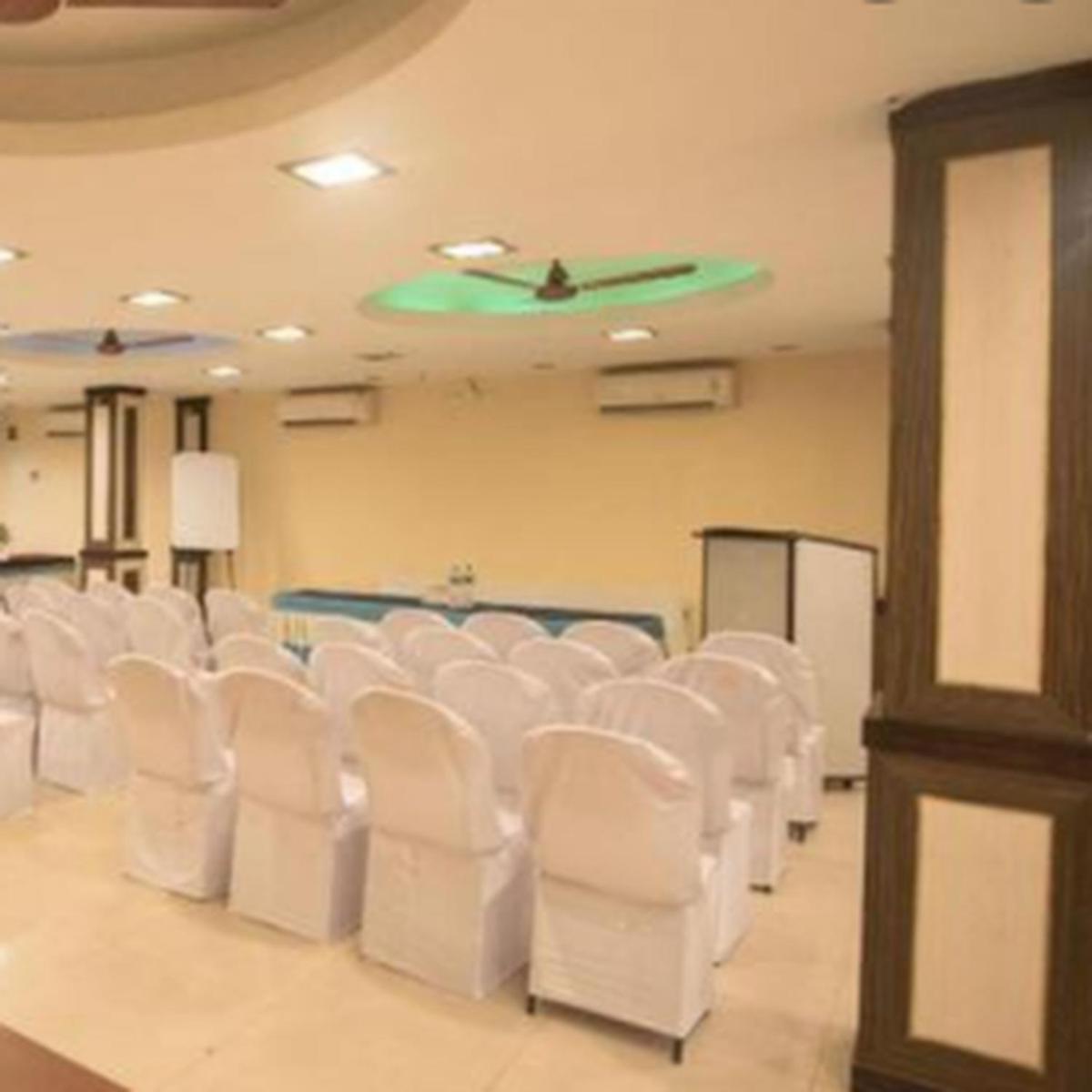 Royal Star Bhopal2 - Housity