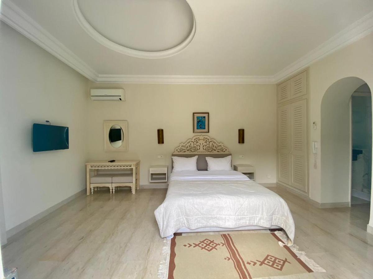 Dar Fatma Mahdia, bungalow petit déjeuner piscine - Housity