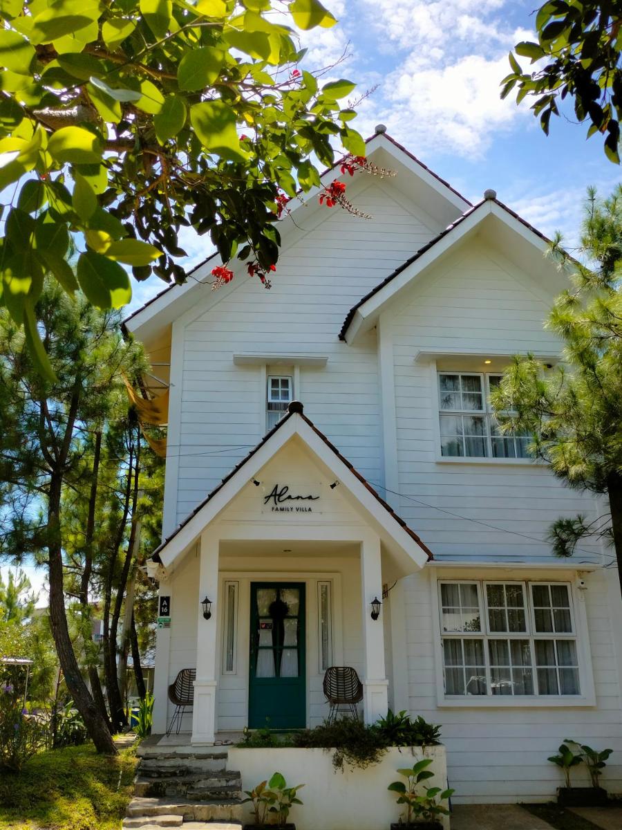 Alana Family Vila - Housity