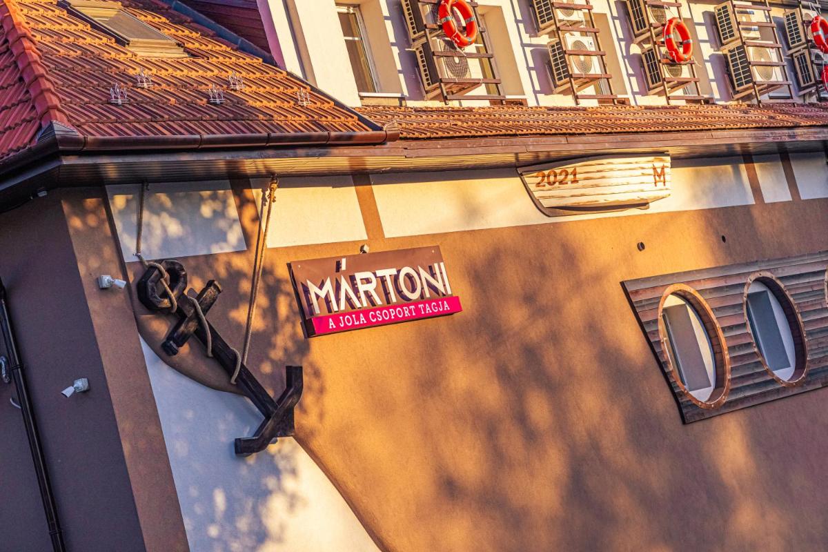 Mártoni Resort & Restaurant - Housity