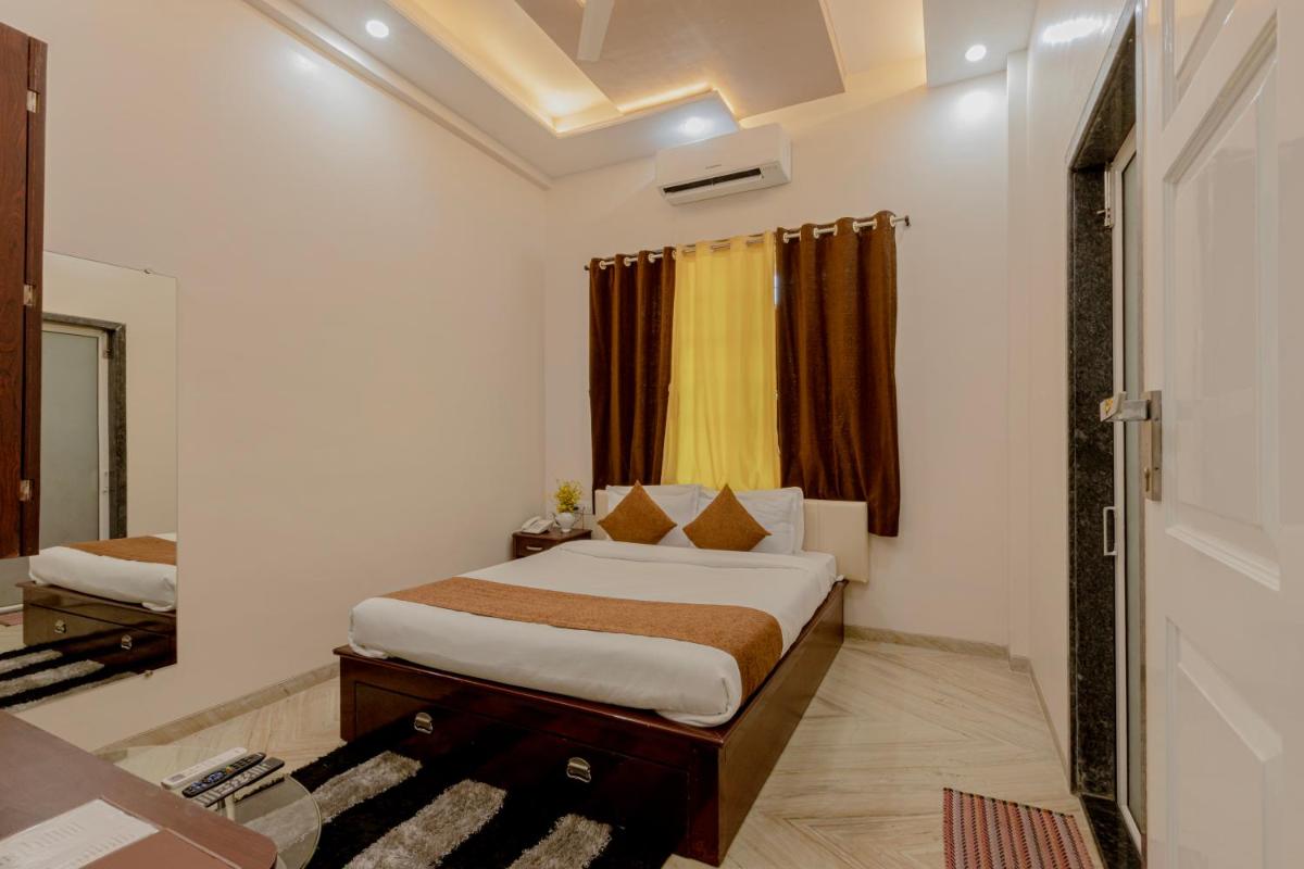 Silver Galaxy Resort - Housity