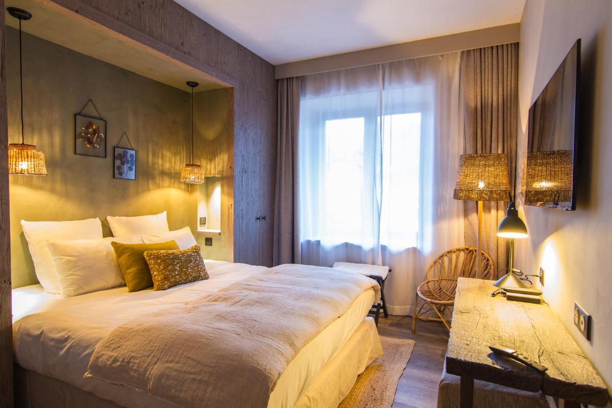 Hôtel de la Roche - Housity