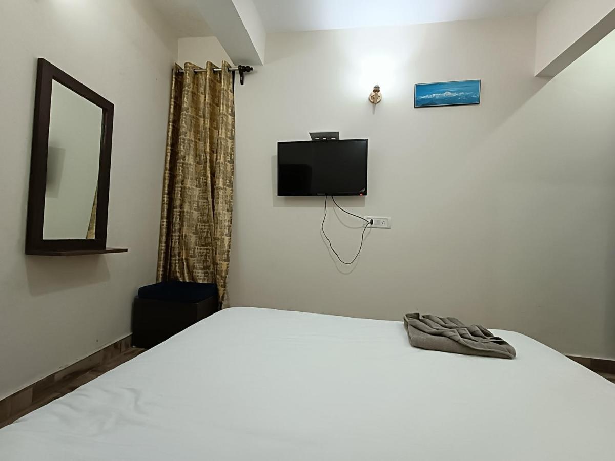 Snow Drop Guest House - Housity
