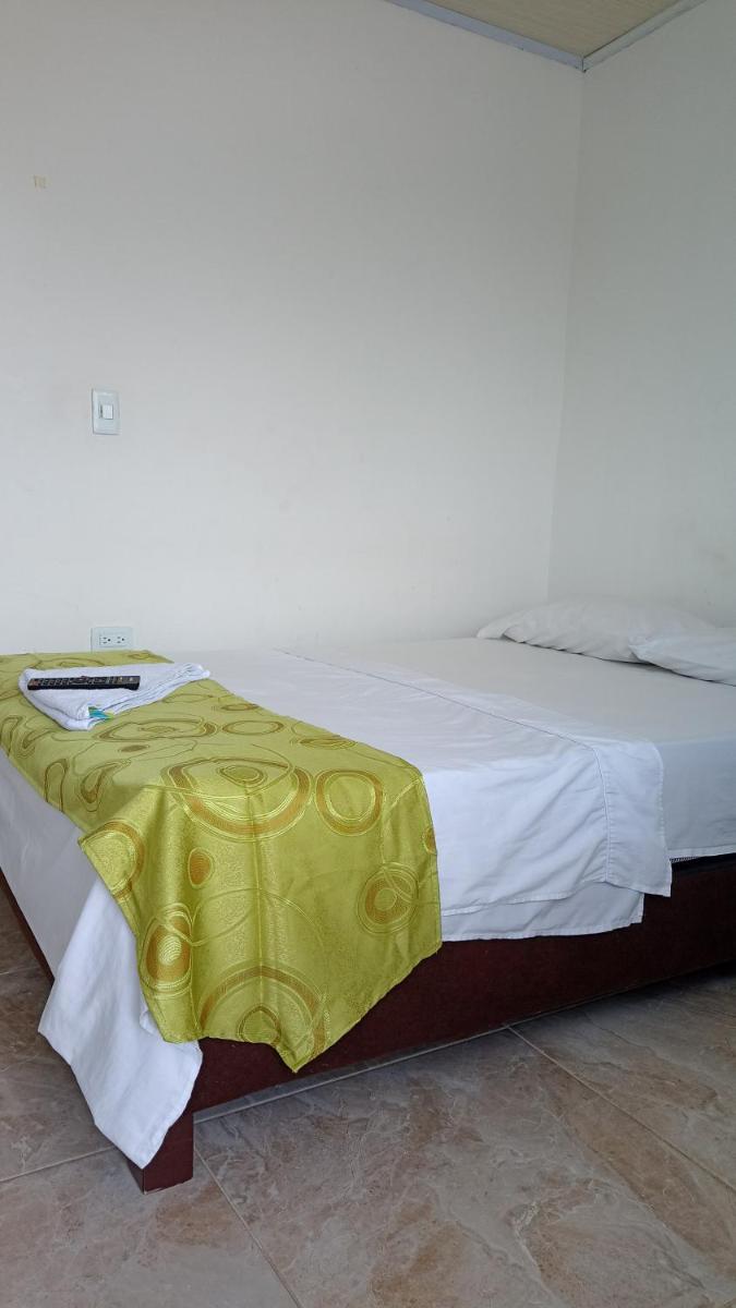 Hotel El Negro - Housity