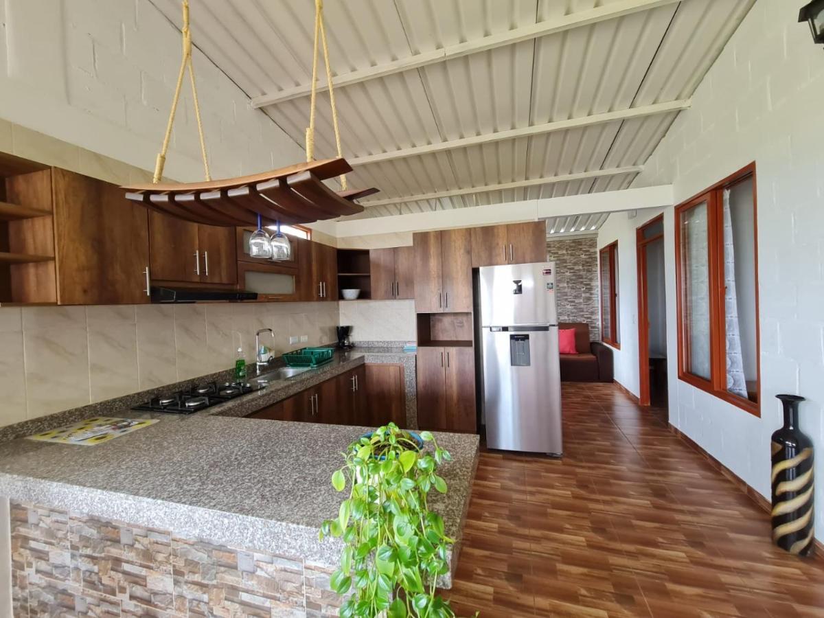 Apartahotel Bella Vista 3rd Floor Lake Calima - Housity