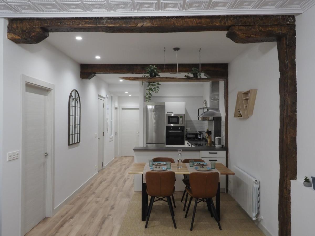 Etxe Maitia Flat ideal for Home office and families and friends - Housity
