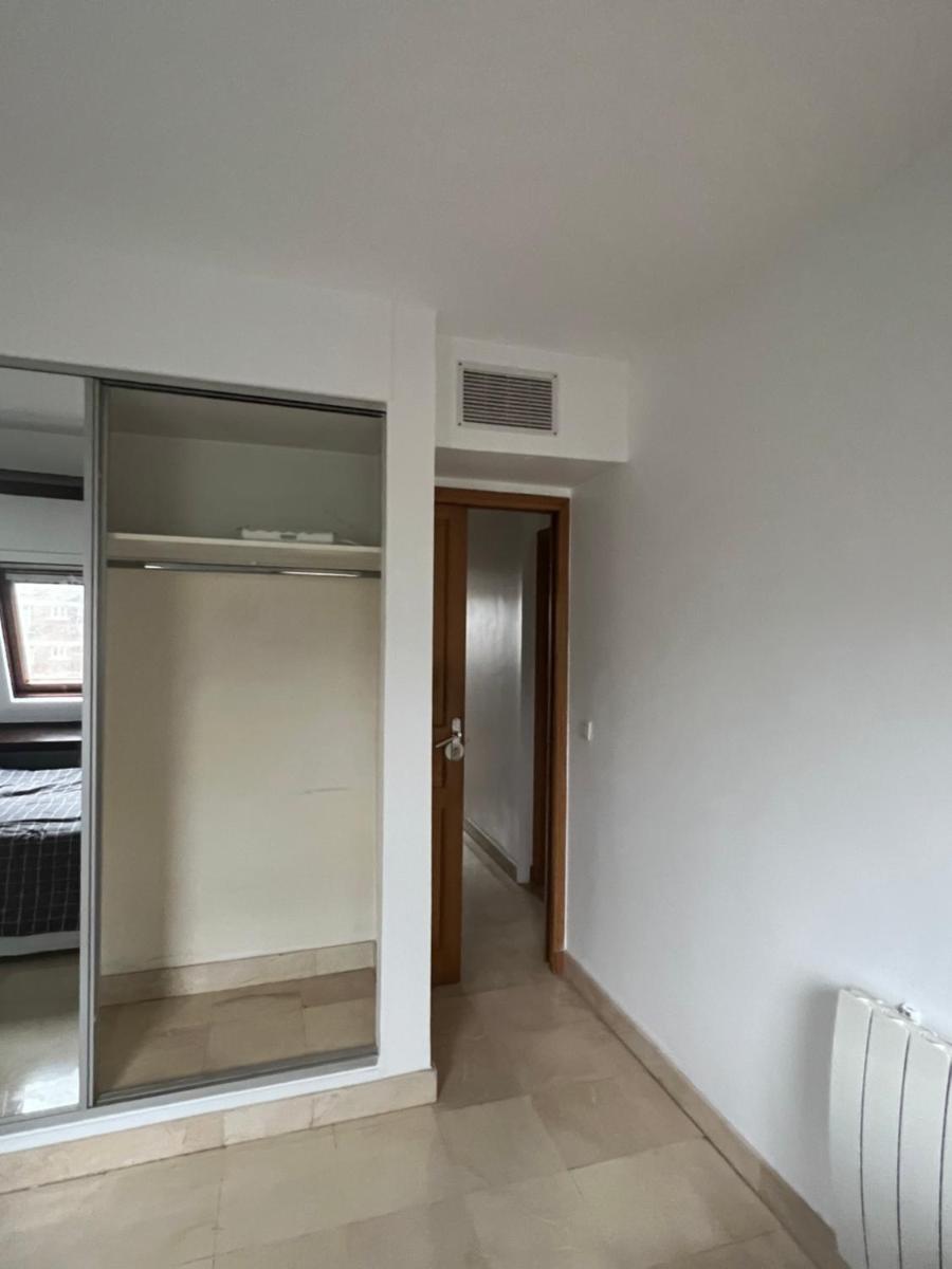 Courbevoie Riverview - Housity