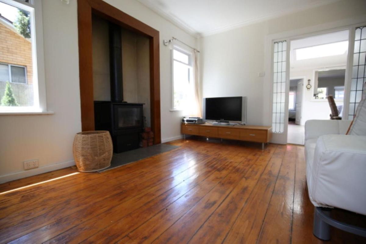 Henty Beach House 18 - Housity