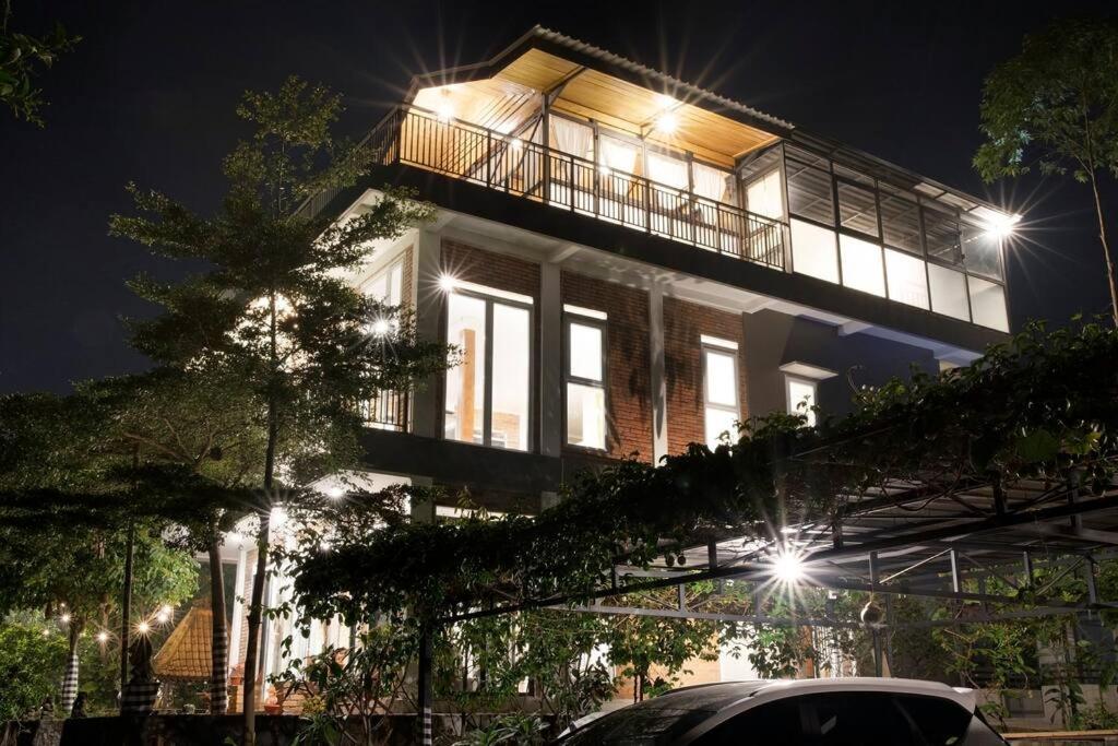 Villa Arum Dalu - Housity