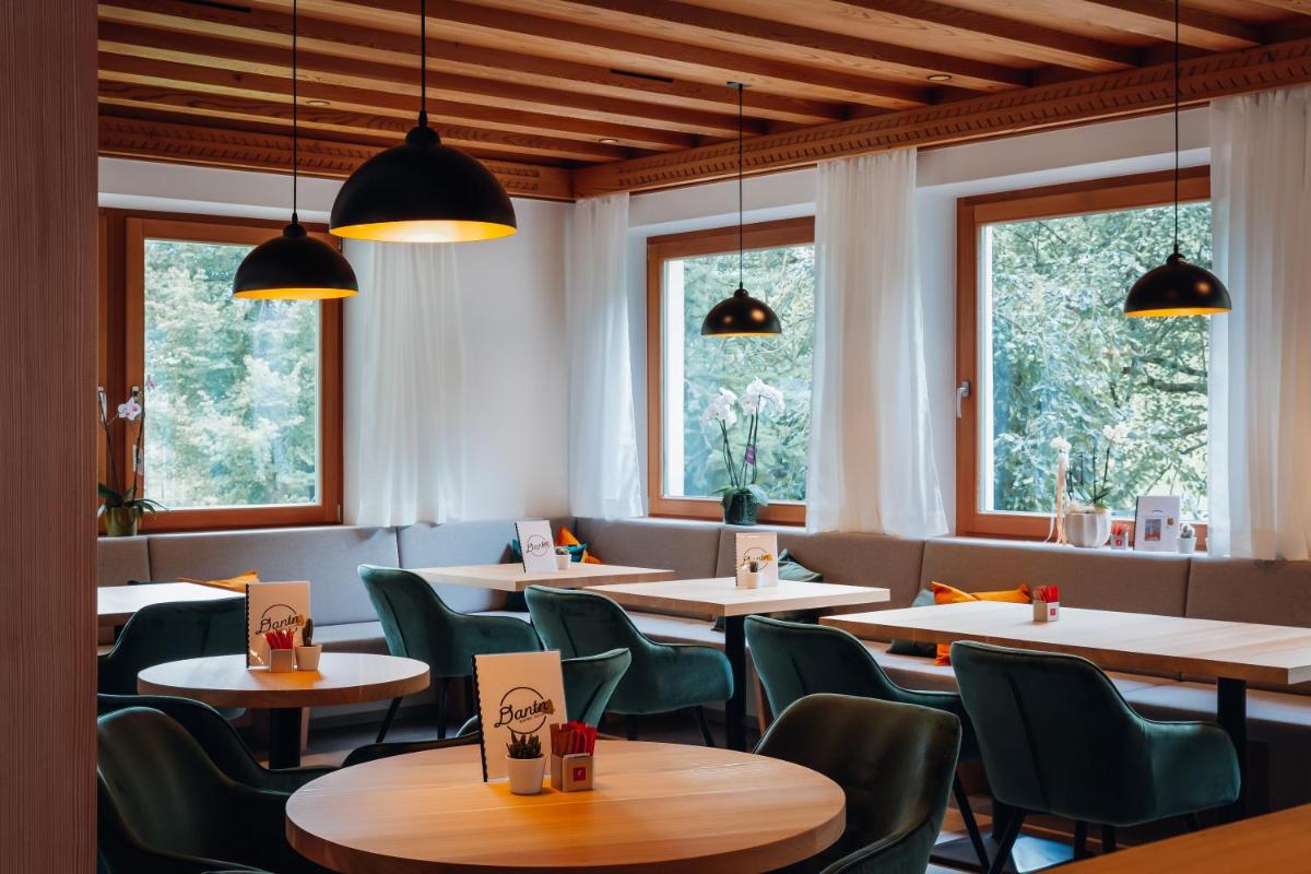 Guesthouse St Nikolaus - Housity
