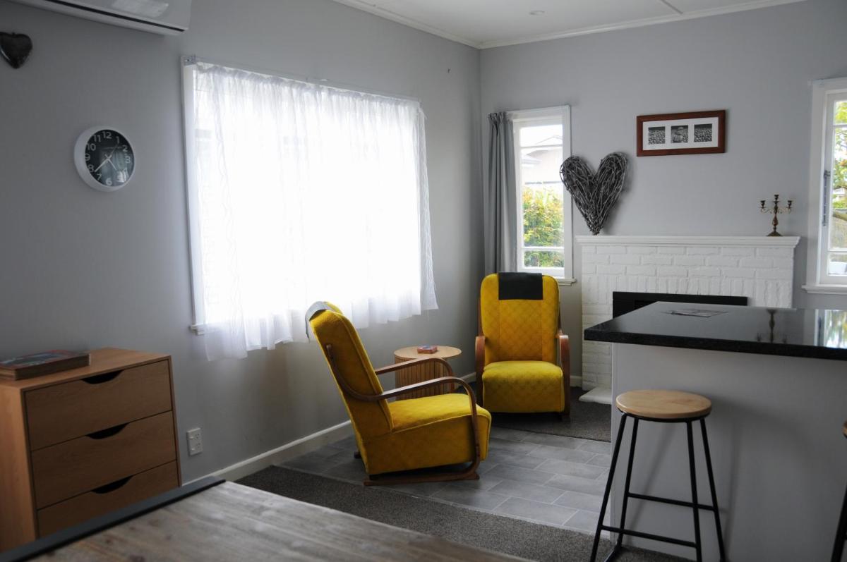 Nights on Broadway - THE HOUSE - Housity