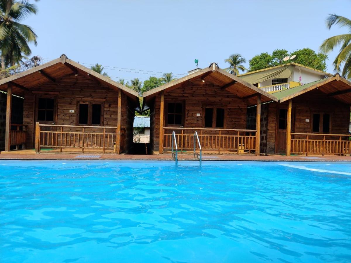 TP cottages Beach Resort - Housity