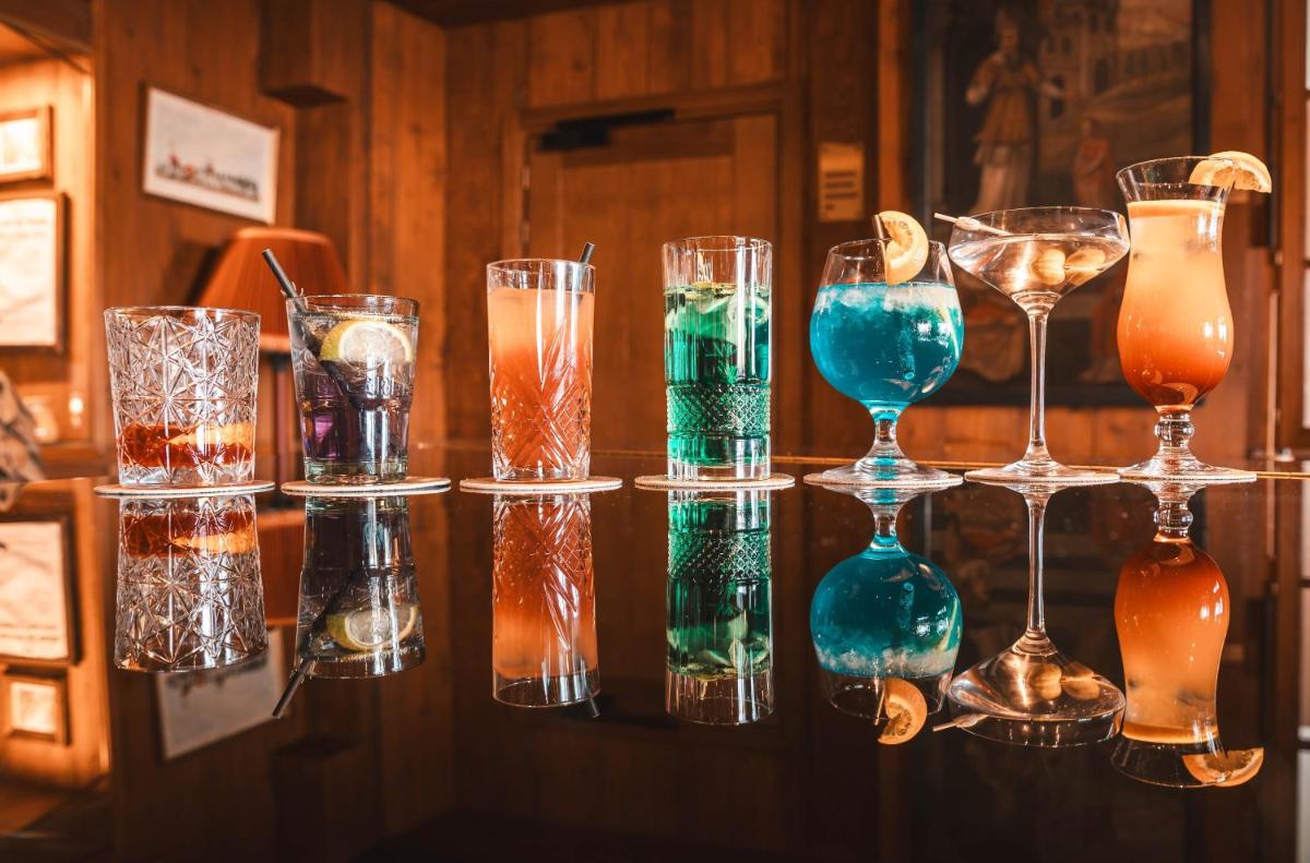 Boissons dans l'établissement Les Violettes Hotel & Spa