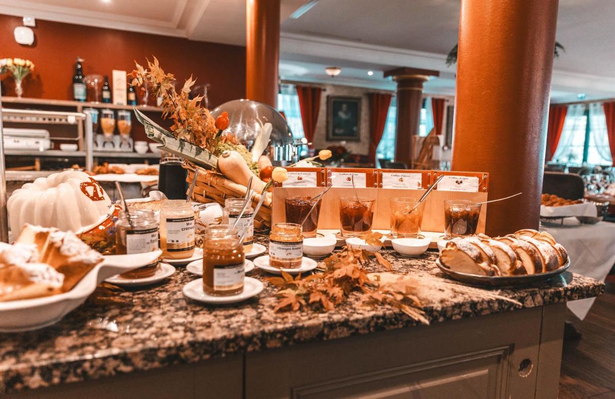 Nourriture dans l'hôtel ou à proximité