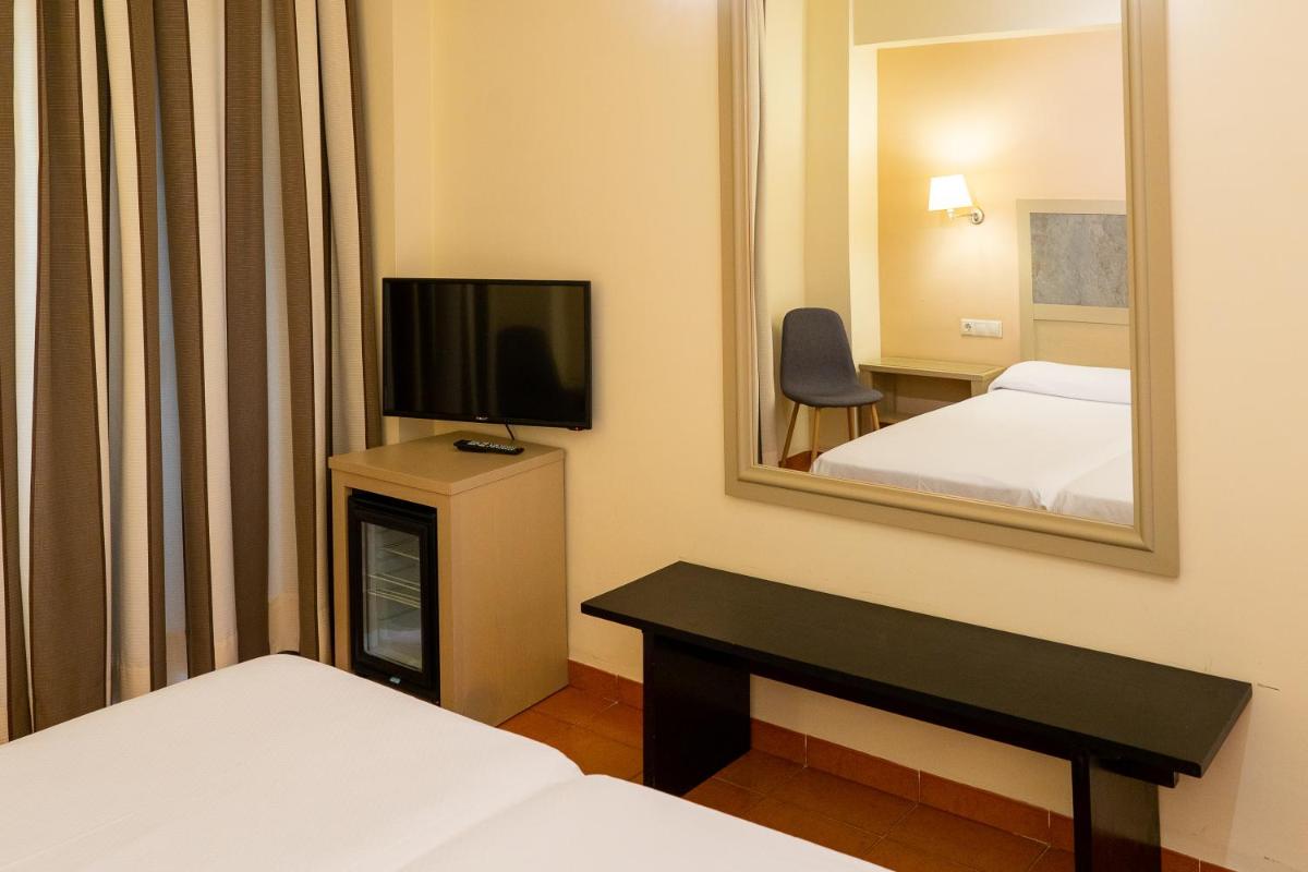 Hotel Alcossebre - Housity