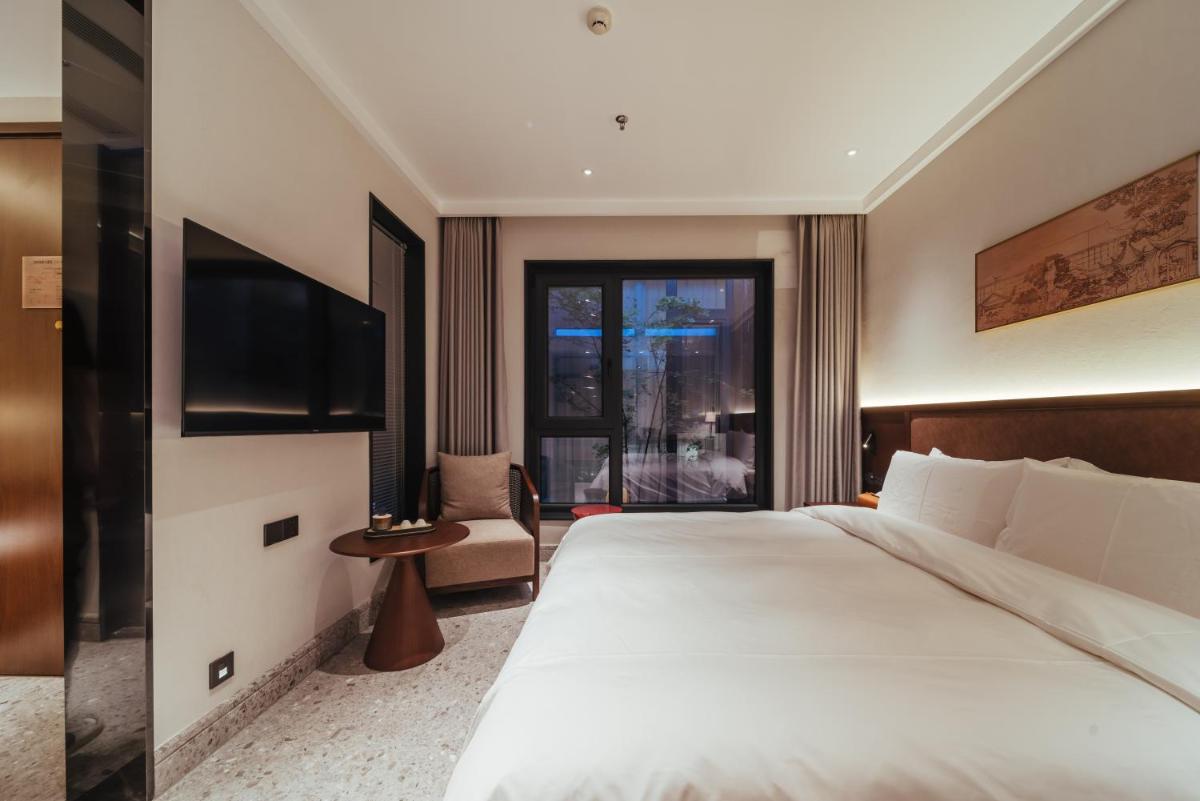 Jingmao Alley Hotel - Beijing Wangfujing Dongsi Subway Station Branch - Housity