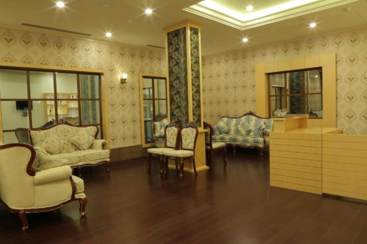 Hotel Roma Kristo, Dwarka - Housity