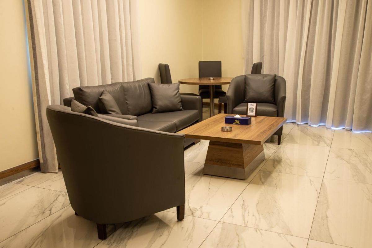 Suitetrails - Ibiza Hotel