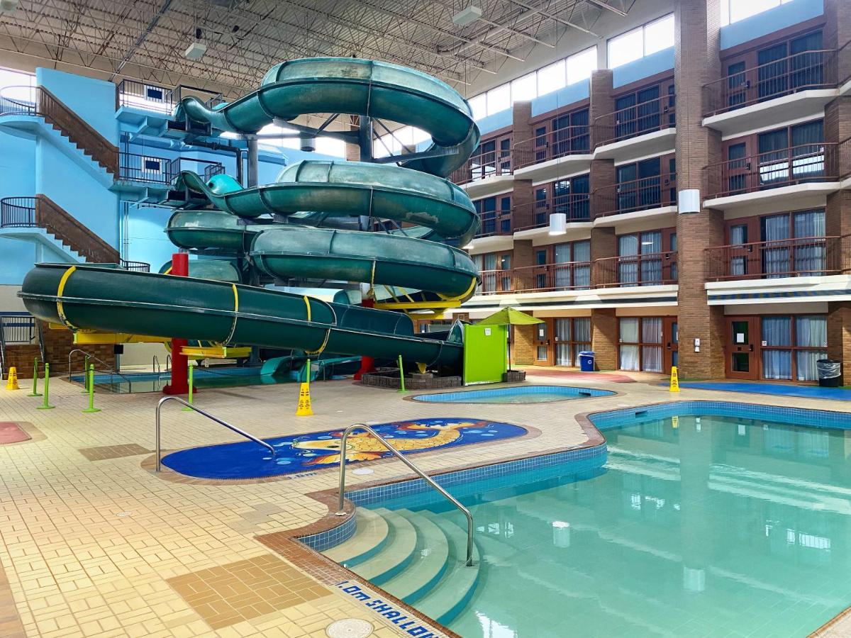 Medicine Hat Lodge, Trademark Collection by Wyndham - Housity