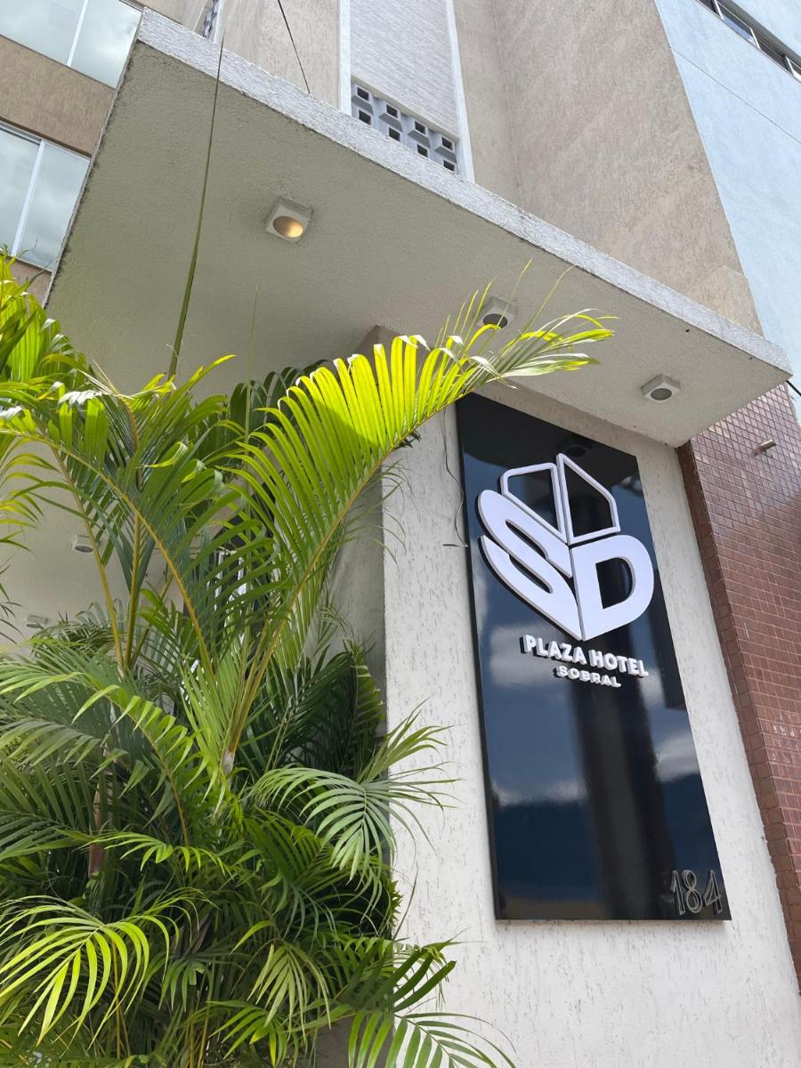 SD Plaza Hotel - Housity