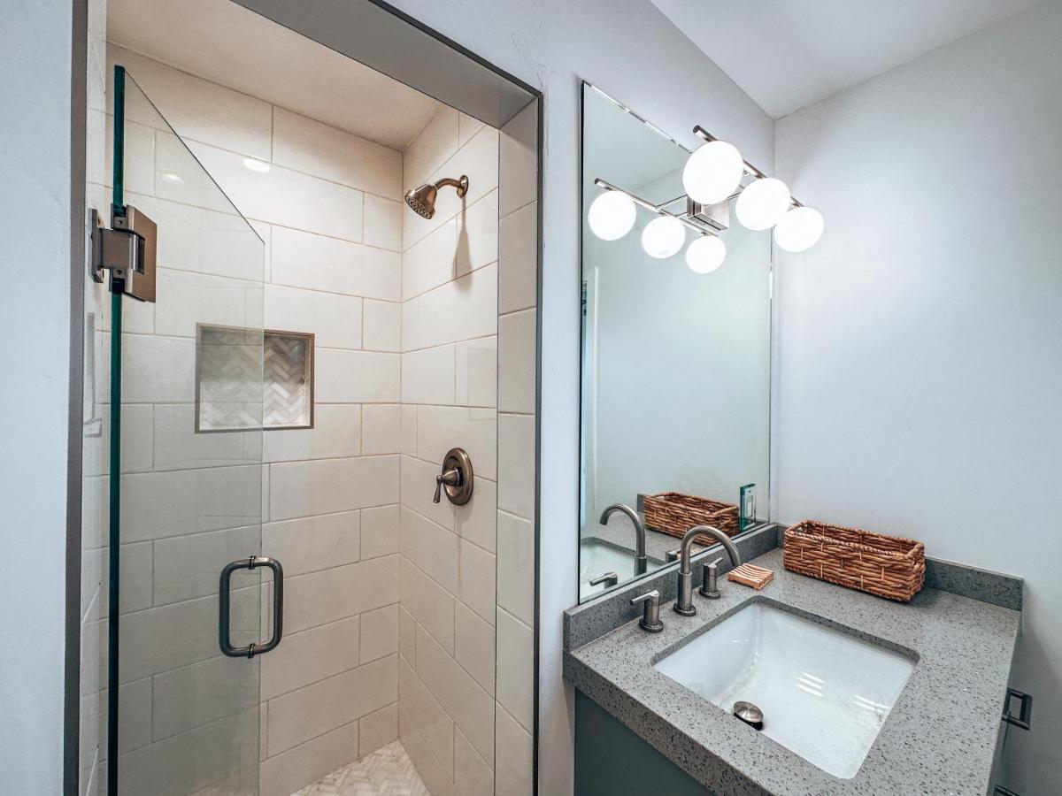 The Yucca Hotel - Housity