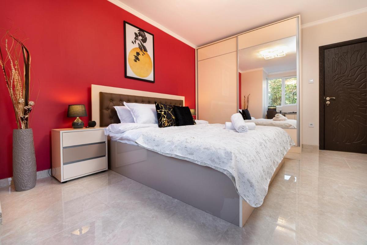 Modern & Elegant City Center Apartments - Hizvo