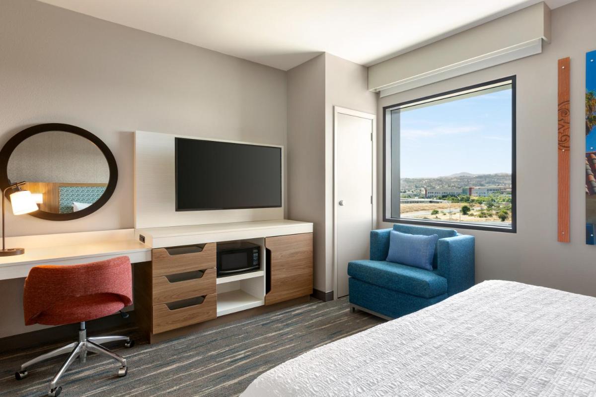 Hampton Inn & Suites San Mateo-San Francisco Airport - Housity