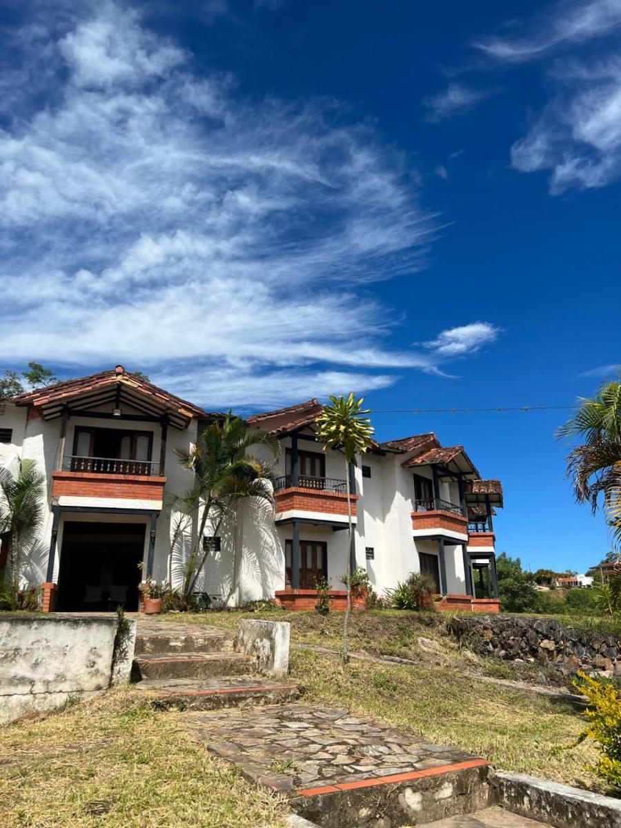 Elizabeth Country House - Housity