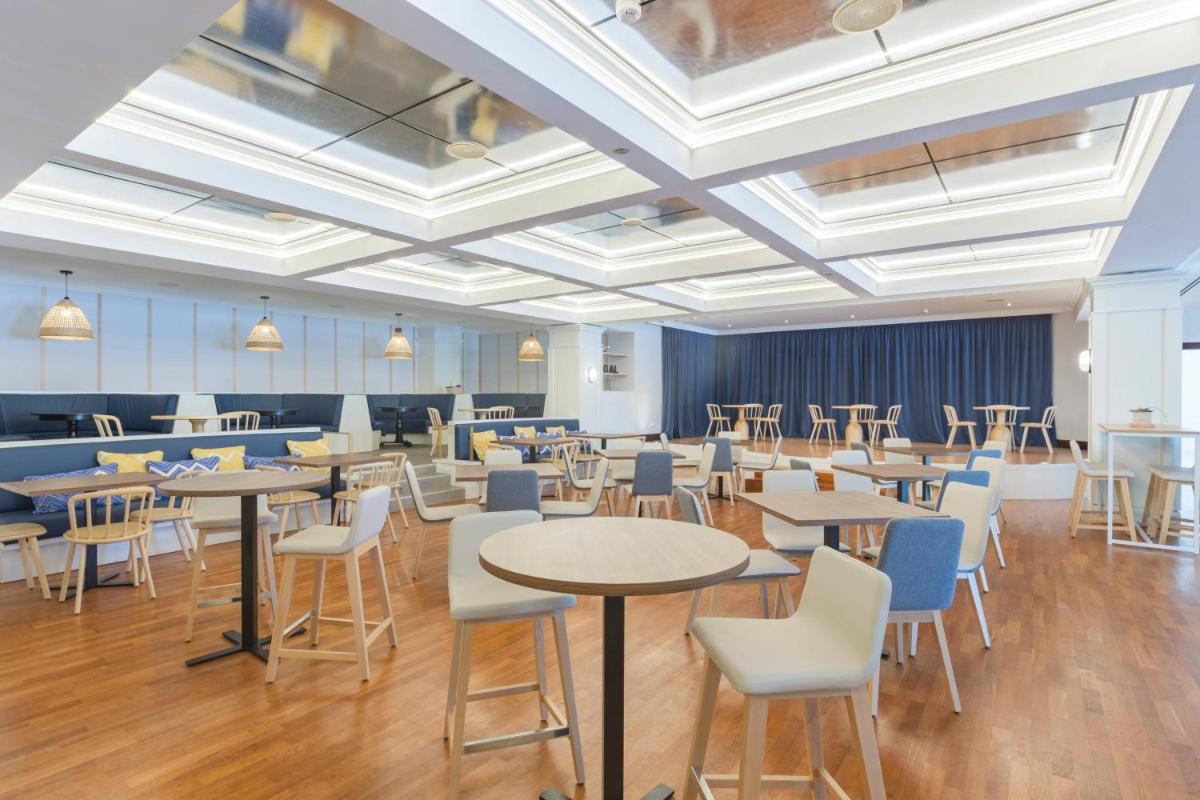 Un restaurante o sitio para comer en Denia Marriott La Sella Golf Resort & Spa