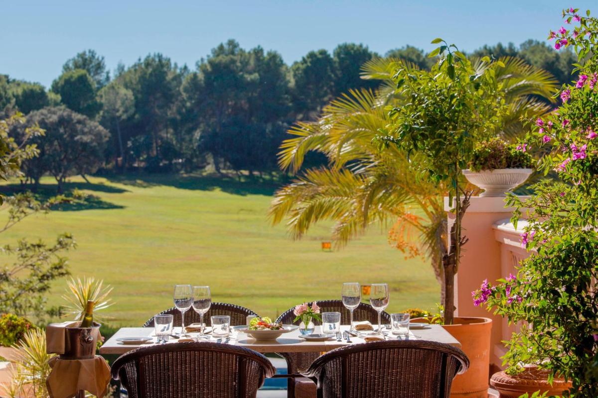 Jardín al aire libre en Denia Marriott La Sella Golf Resort & Spa