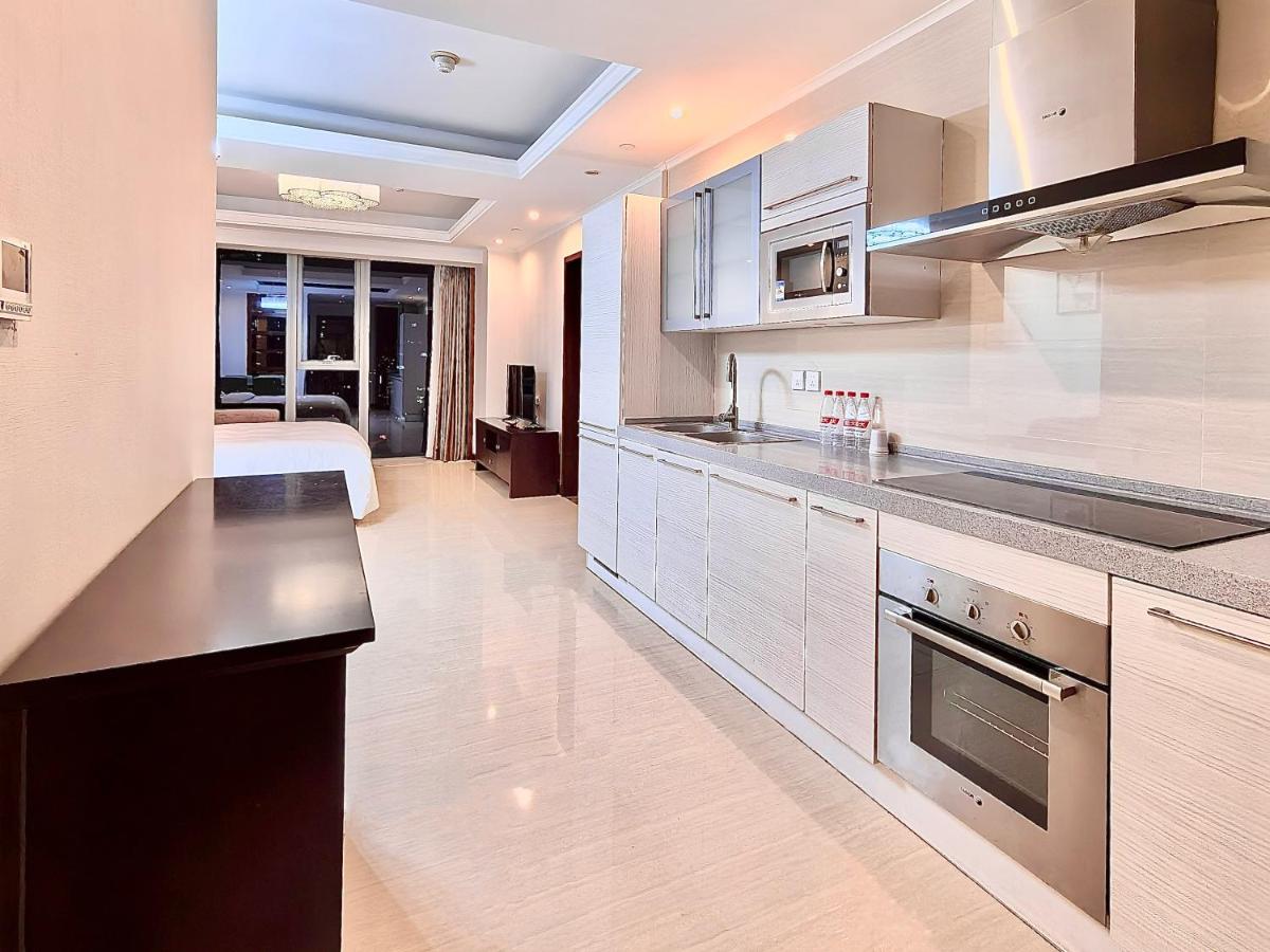 Qingdao Elegant Central Apartment - Housity