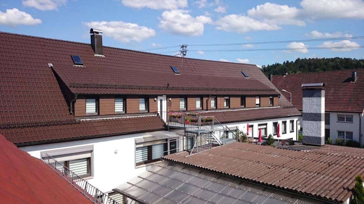 Hotel Kreuz - Housity