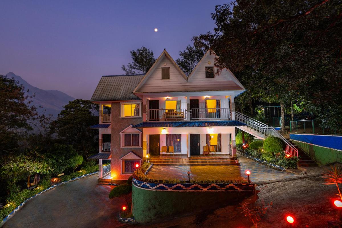 Eterno Camellia and Elettaria - Housity