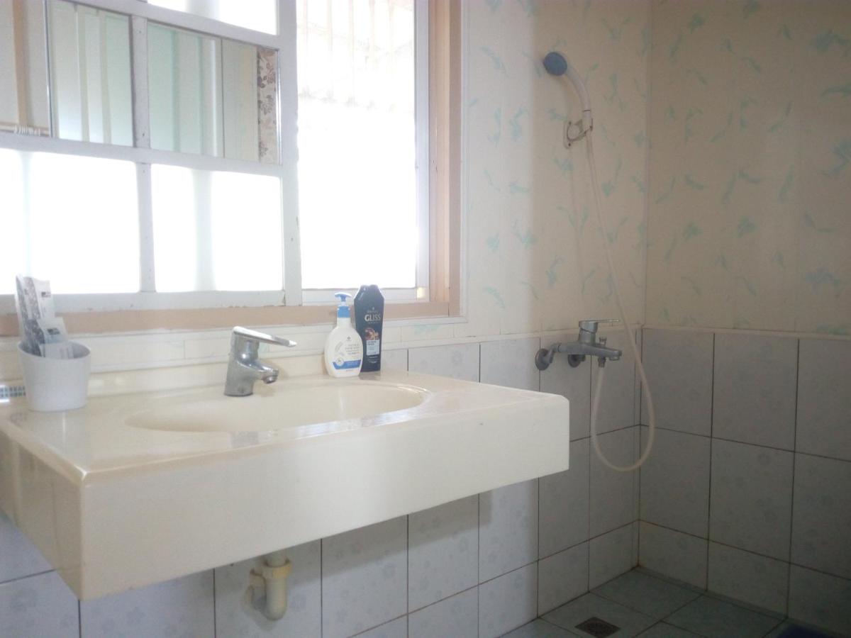 You er ting yuan min su joel 39 s garden - Housity