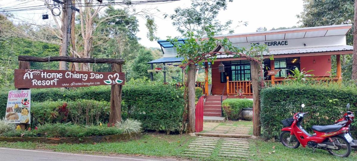 At Home Chiang Dao, Pooch Lovers - Housity