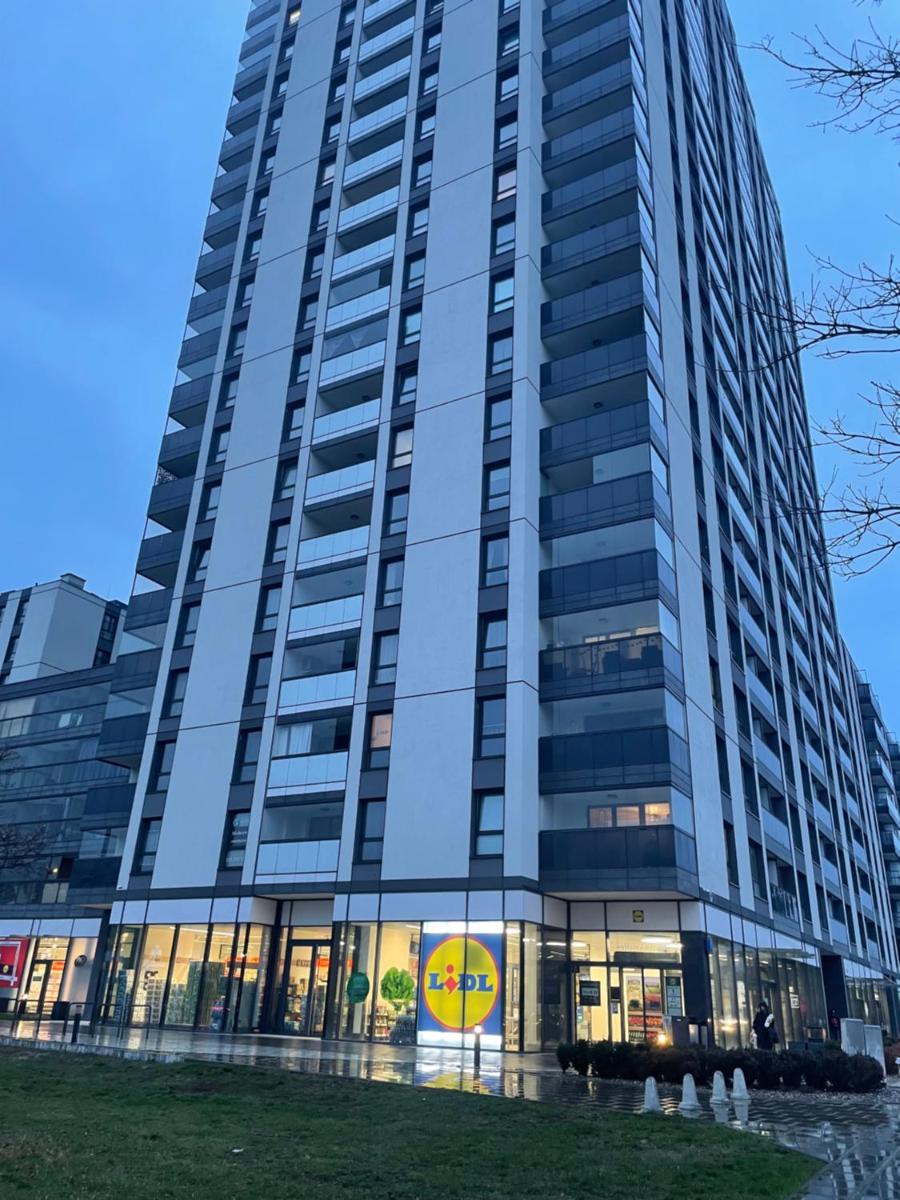 Praga 23rd Floor High-Class Apartment - Housity